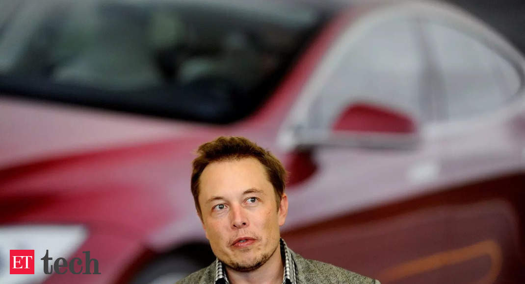 Tesla’s Elon Musk workout routines extra choices, sells $973 million for taxes